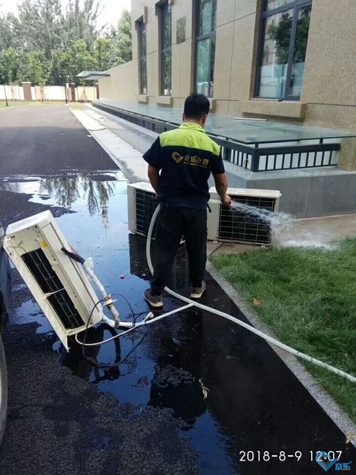 յϴ